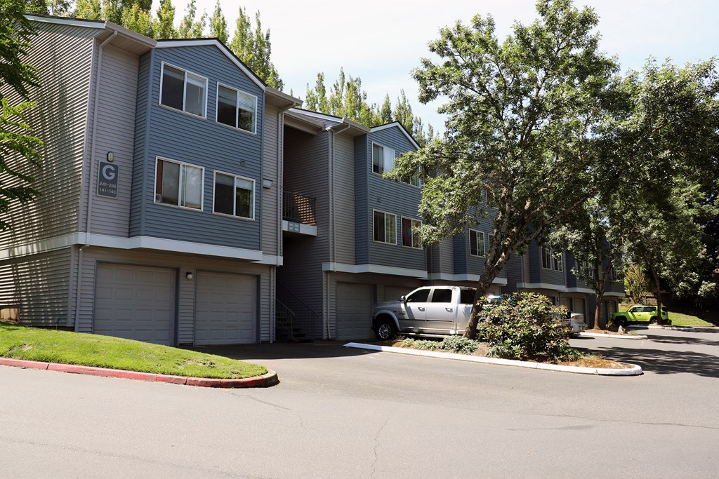Exterior Landscape at Townfair Apartments, Gresham, OR, 97030