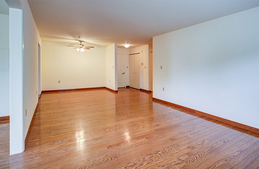 Two Bedroom Style Apartment Living Room at Lake Oaks Apartments