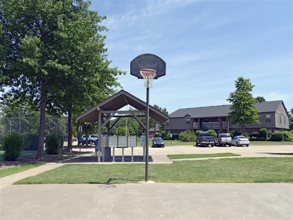 The Fairways At Lost Springs Apartments, 2900 N. Dixieland Road, Rogers