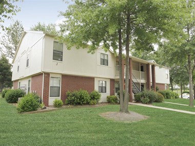 3101 N. Woods Lane 1-2 Beds Apartment for Rent