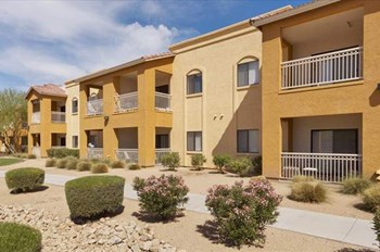 6001 West Missouri Ave 1 Bed Apartment, Affordable for Rent - Photo Gallery 2