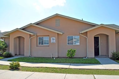 1225 N. FM 491 1 Bed Apartment for Rent - Photo Gallery 1