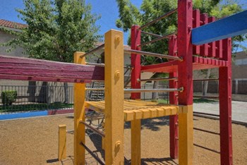 13121 E. Young Ave. #122 2-4 Beds Apartment, Affordable for Rent - Photo Gallery 5