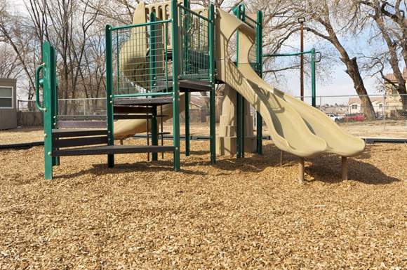 Plaza David Chavez is a similar property to Altezza High Desert located in Albuquerque