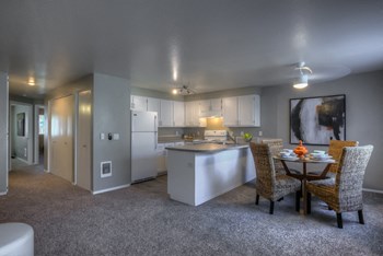 20650 NE Halsey St 1-3 Beds Apartment, All Ages Multifamily Homes for Rent - Photo Gallery 4