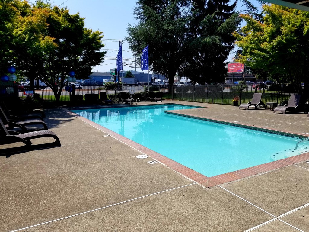Seasonal Pool  at Waverly Gardens Apartments, Portland