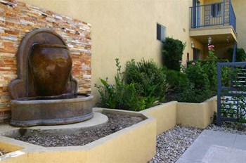 2211 E. Washington Blvd 1-3 Beds Apartment for Rent - Photo Gallery 2