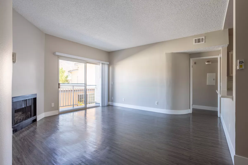 1800 Grismer Avenue 1-2 Beds Apartment for Rent - Photo Gallery