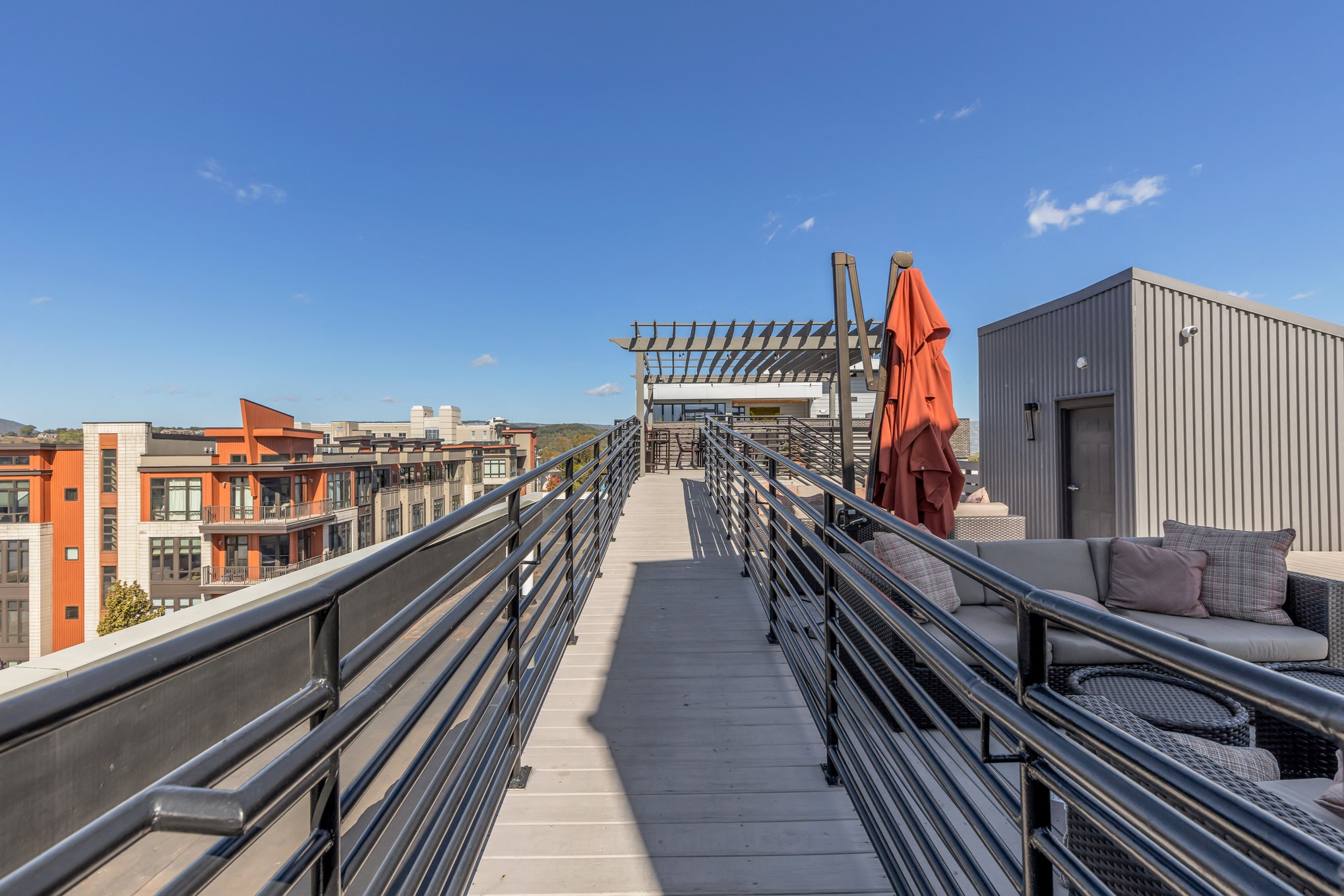 Walnut Commons Apartments, 212 Walnut Street, Chattanooga, TN RENTCafé