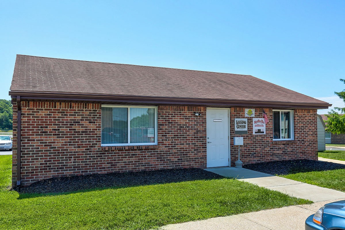 Country PlaceScottsville Apartments, 51 Hinton Ave, Scottsville, KY