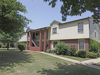 324 Village Lake Drive 1-2 Beds Apartment for Rent