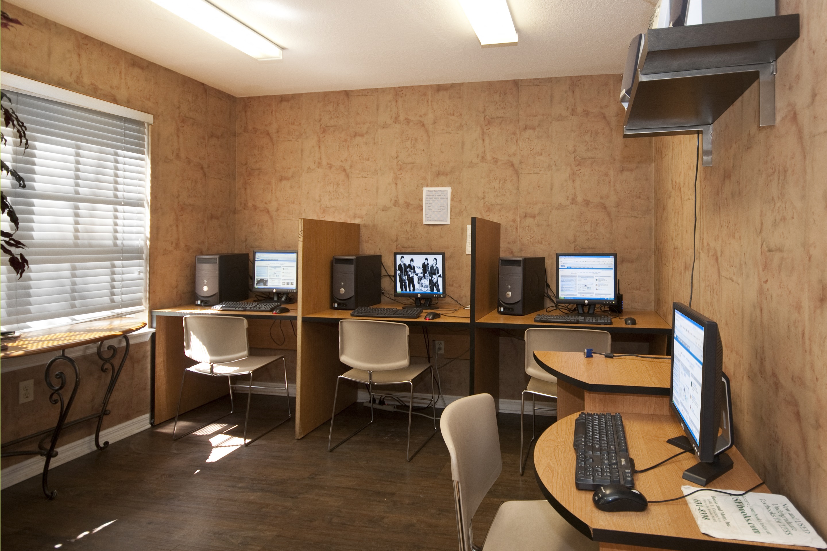 Business Center  Willowbrook Tampa Florida