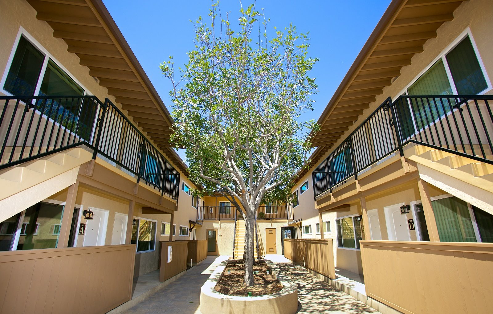 Woodlawn Gardens Apartments In Chula Vista Ca