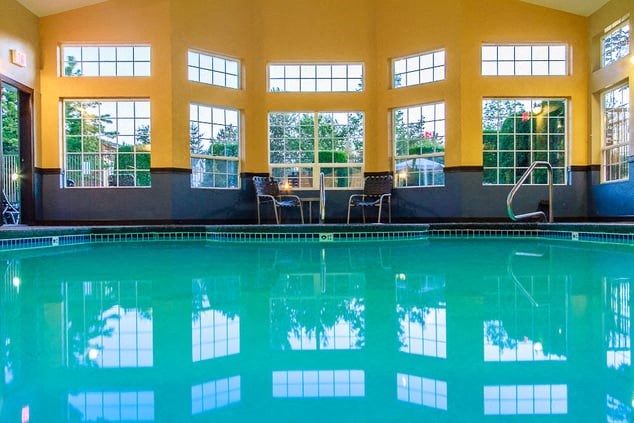 Pool View at Waterford Apartments, Washington