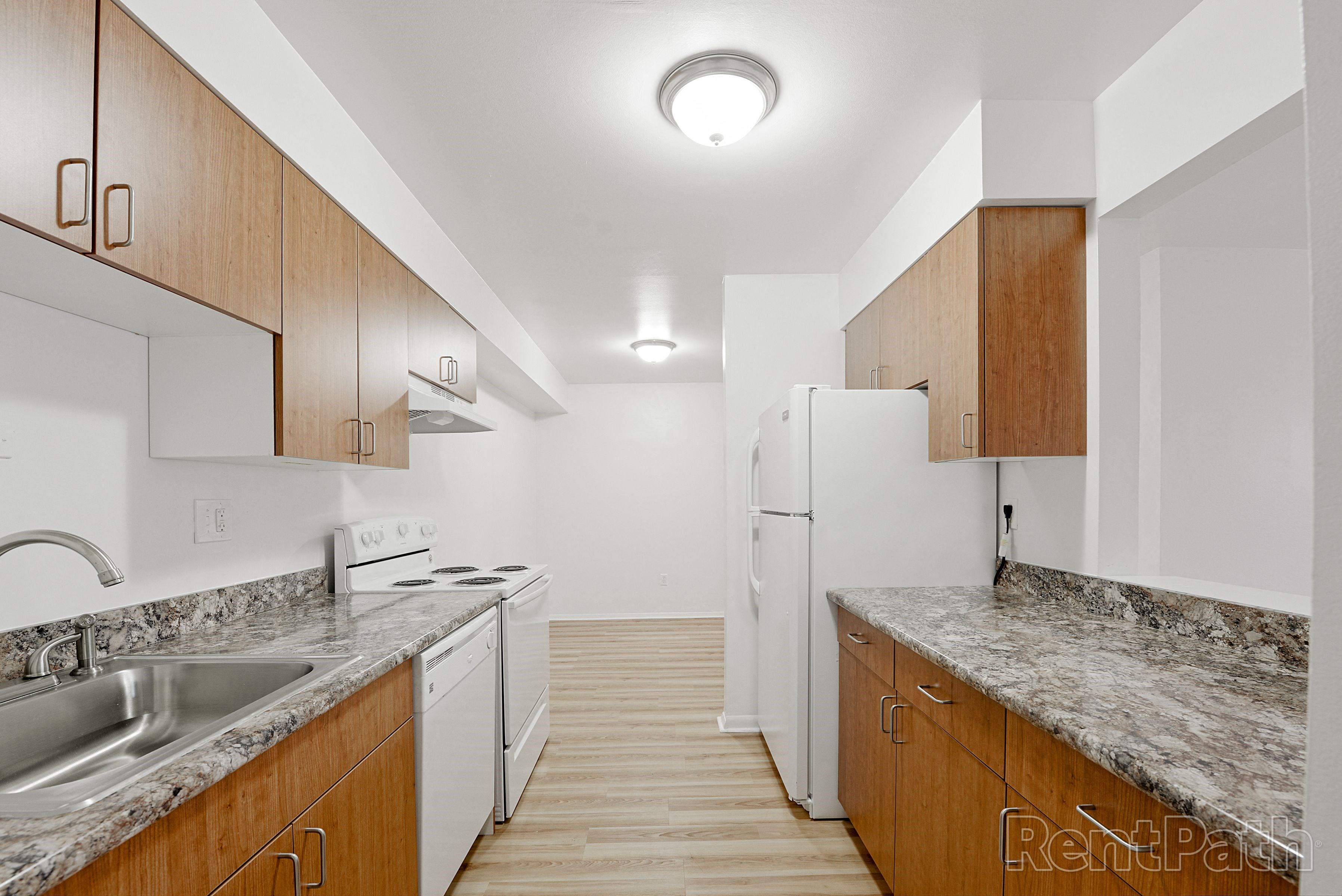 Tiberon Trails Apartments in Merrillville, IN