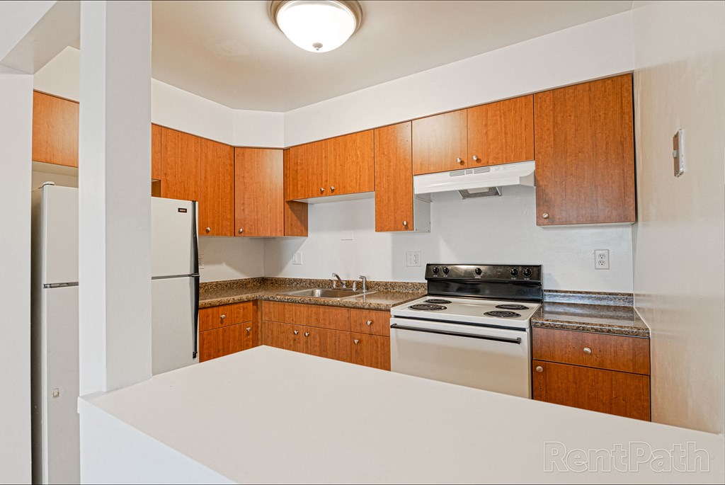 Tiberon Trails Studio Kitchen