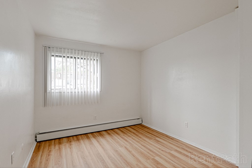 Tiberon Trails 2 Bedroom 1 Bath 2nd Bedroom