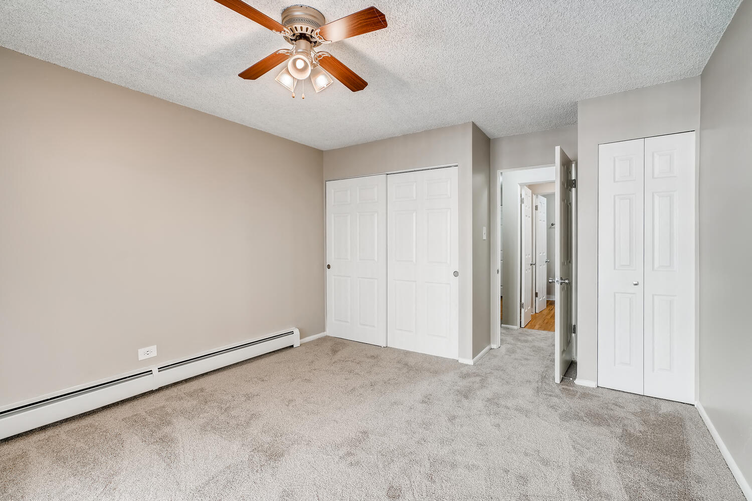 A Standard Bedroom at Mondrian Colorado Apartments