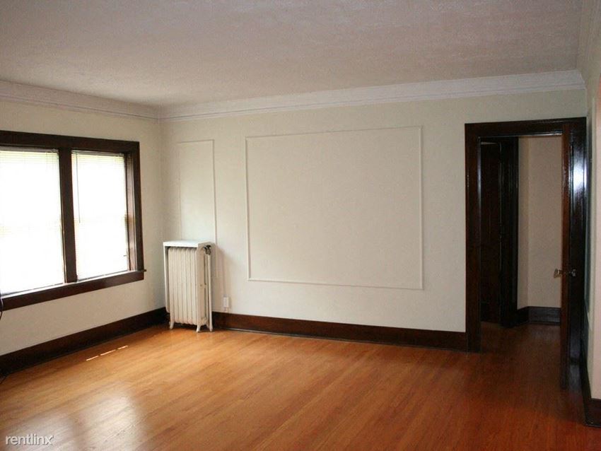 950 North Main Street 2-3 Beds Apartment for Rent - Photo Gallery