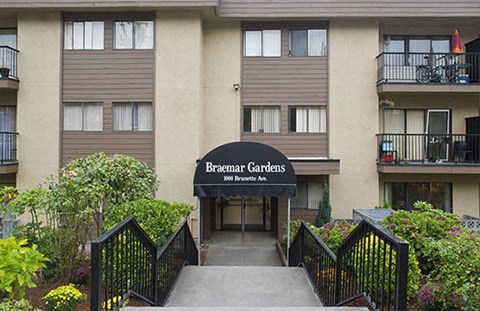 Braemar Gardens apartments building exterior entrance in Coquitlam, BC
