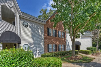 6889 Idols Road 1-2 Beds Apartment for Rent - Photo Gallery 2