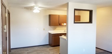 3601 47Th Avenue North 1 Bed Apartment for Rent - Photo Gallery 1