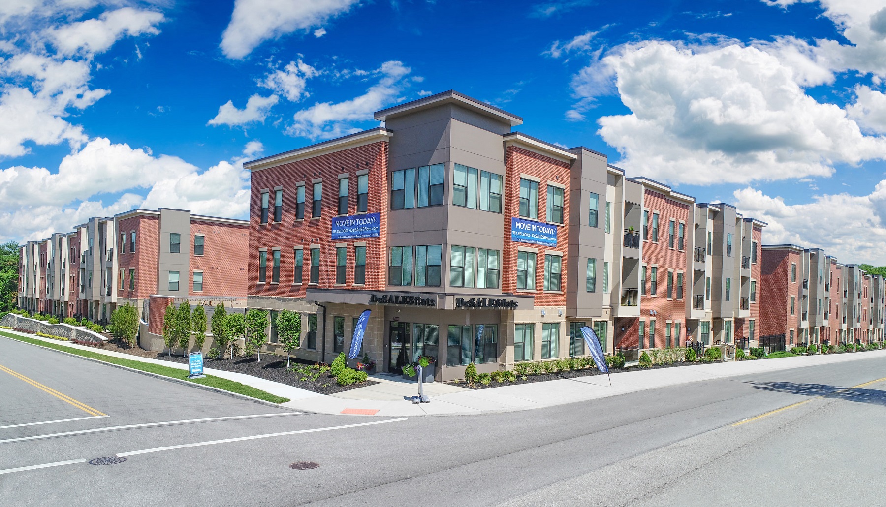 Desales Flats Apartments in Walnut Hills Cincinnati, OH