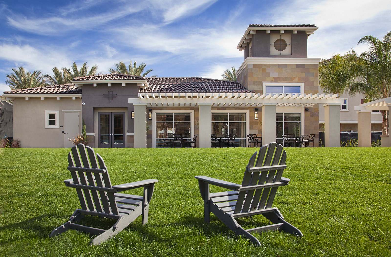Rent Apartments in Vista Village Preserve at Melrose Apartments