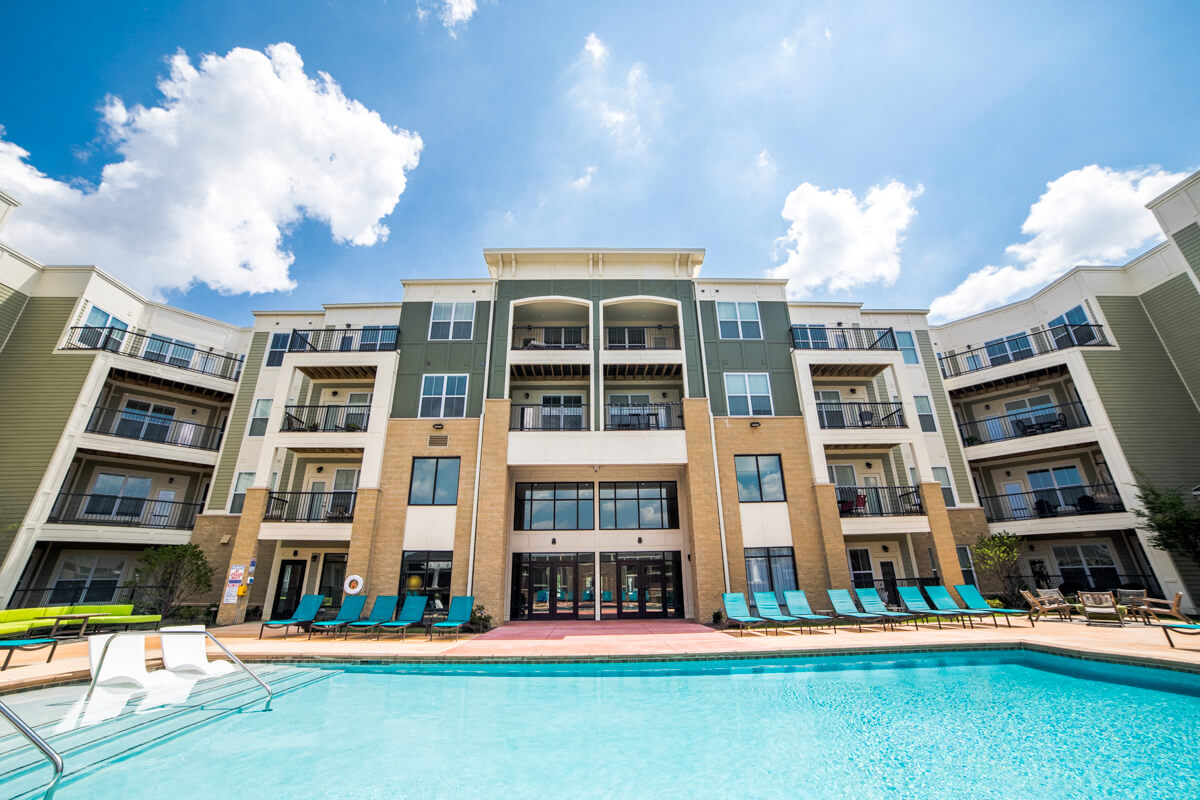 Pool View at Mosaic at Levis Commons, Perrysburg