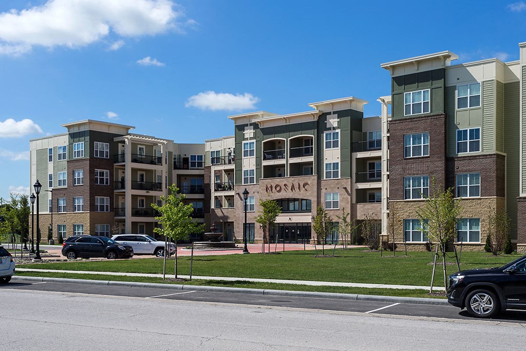 Elegant Exterior View at Mosaic at Levis Commons, Perrysburg, 43551