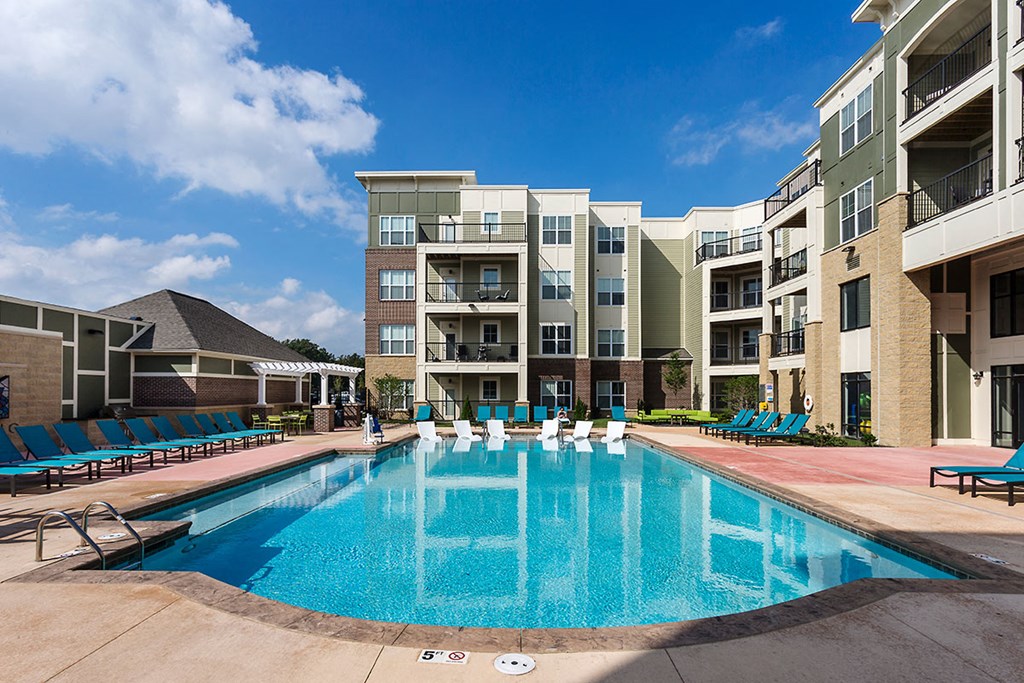 Invigorating Swimming Pool at Mosaic at Levis Commons, Perrysburg
