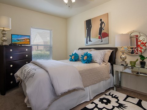 bedrooms at the reserve apartments