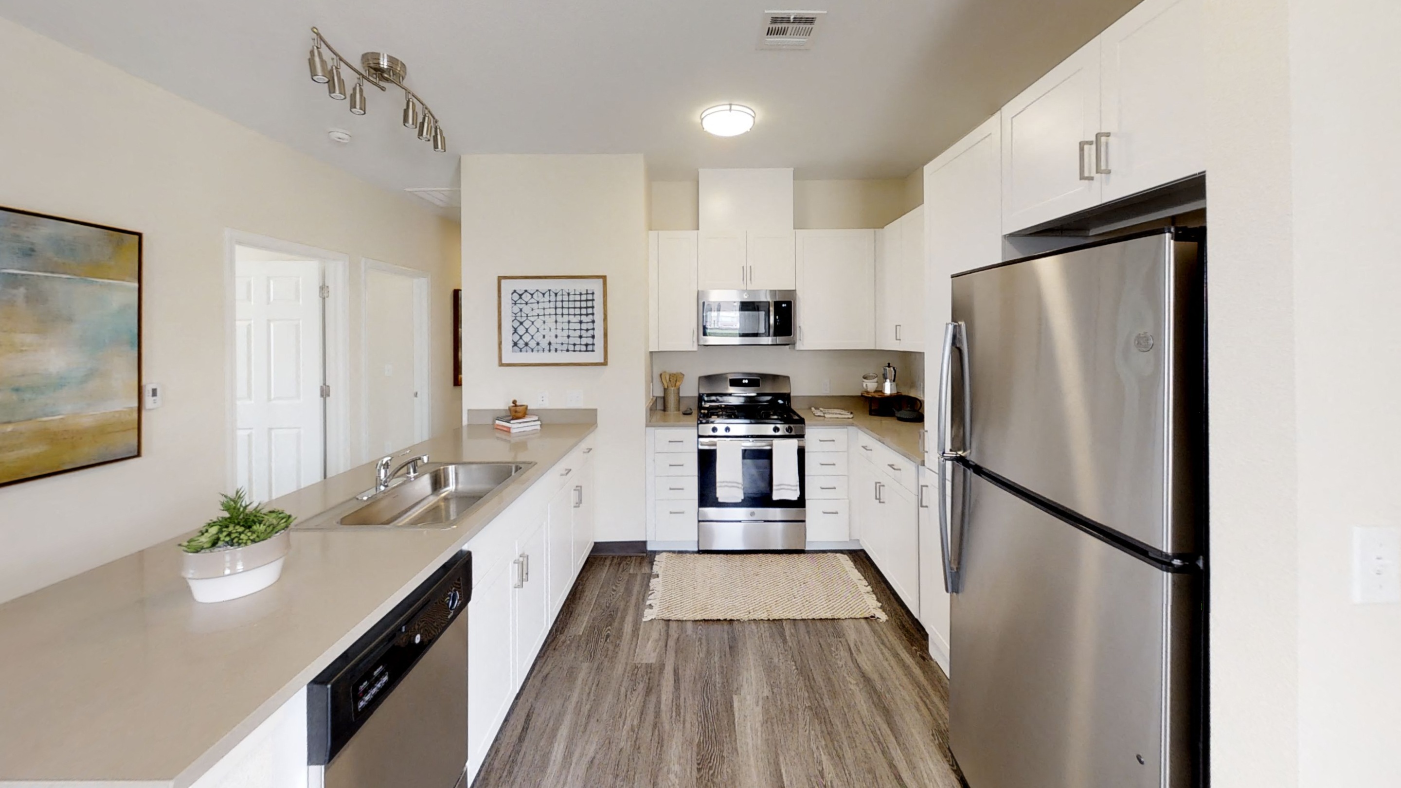 Three Bedroom Apartments in Reno NV - Vida - Gourmet Kitchen with Stainless Steel Appliances