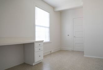 Ingram Manor Apartments