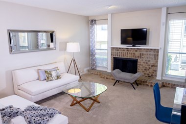 1001 W. Park Blvd. 1-2 Beds Apartment for Rent - Photo Gallery 1