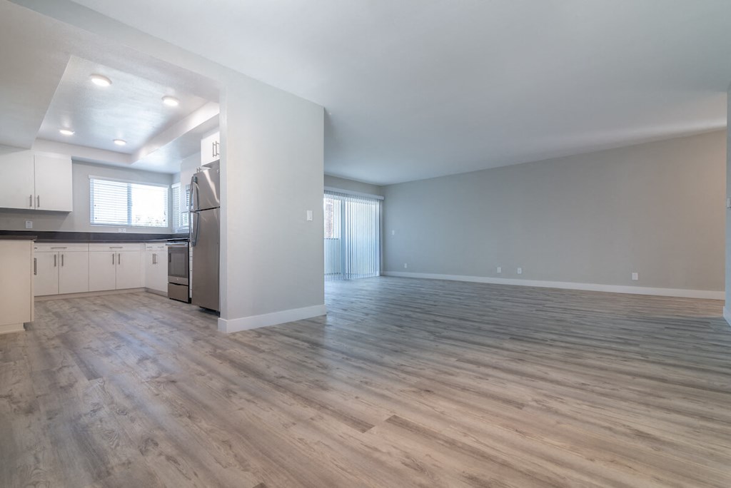 Hardwood Flooring at Bixby Hill Apartments, Long Beach, CA, 90815