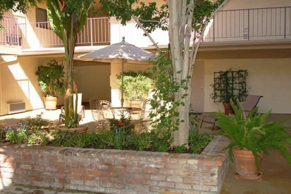 8757 Canby Avenue 1-2 Beds Apartment, Multifamily, Northridge for Rent - Photo Gallery