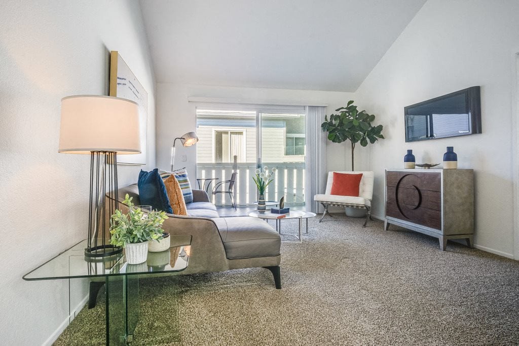 Heritage Point | Apartments in Irvine, CA