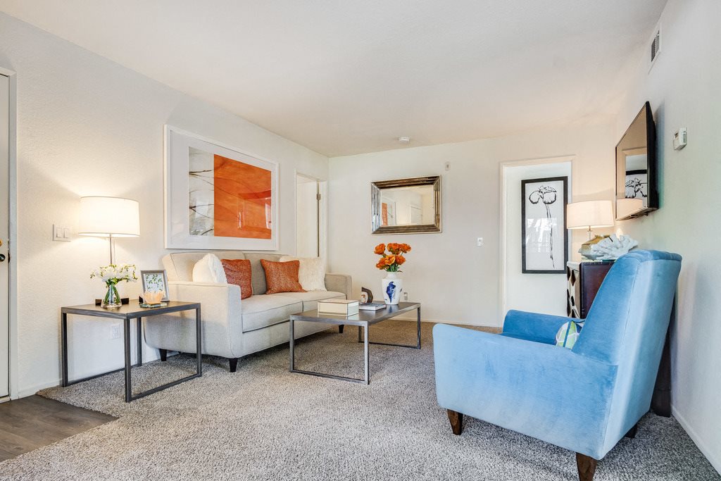 The Cape Apartments in Costa Mesa, CA