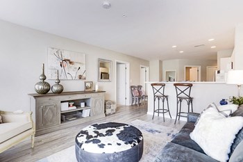 100 Lara Street Studio-3 Beds Apartment for Rent - Photo Gallery 5