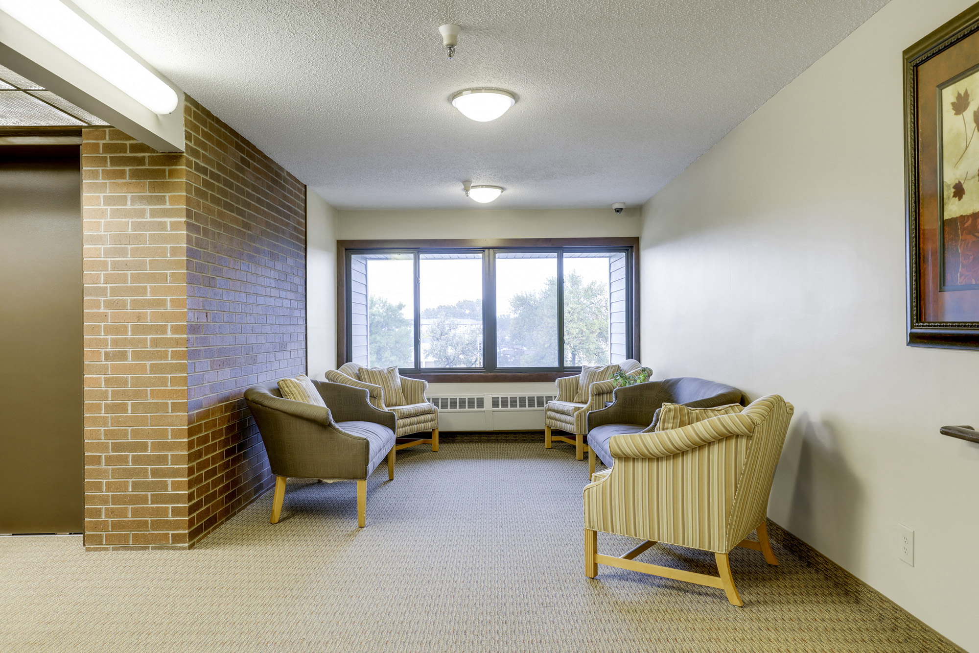 Concordia Arms Apartments, 2030 Lydia Ave E, Maplewood, MN RentCafe