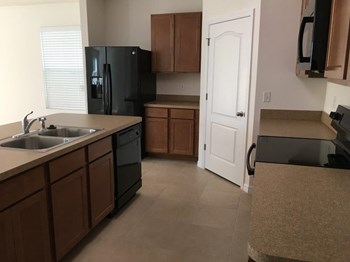 14639 Potterton Circle 4 Beds House for Rent - Photo Gallery 5