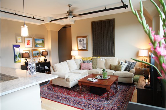 The River House Apartments, 806 Wasena Avenue SW, Roanoke, VA - RENTCafé