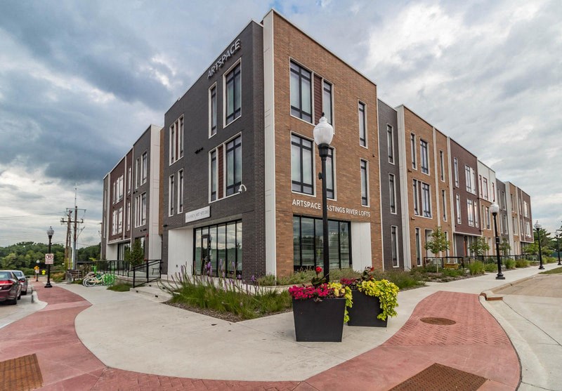 the building where the hotel is located is shown