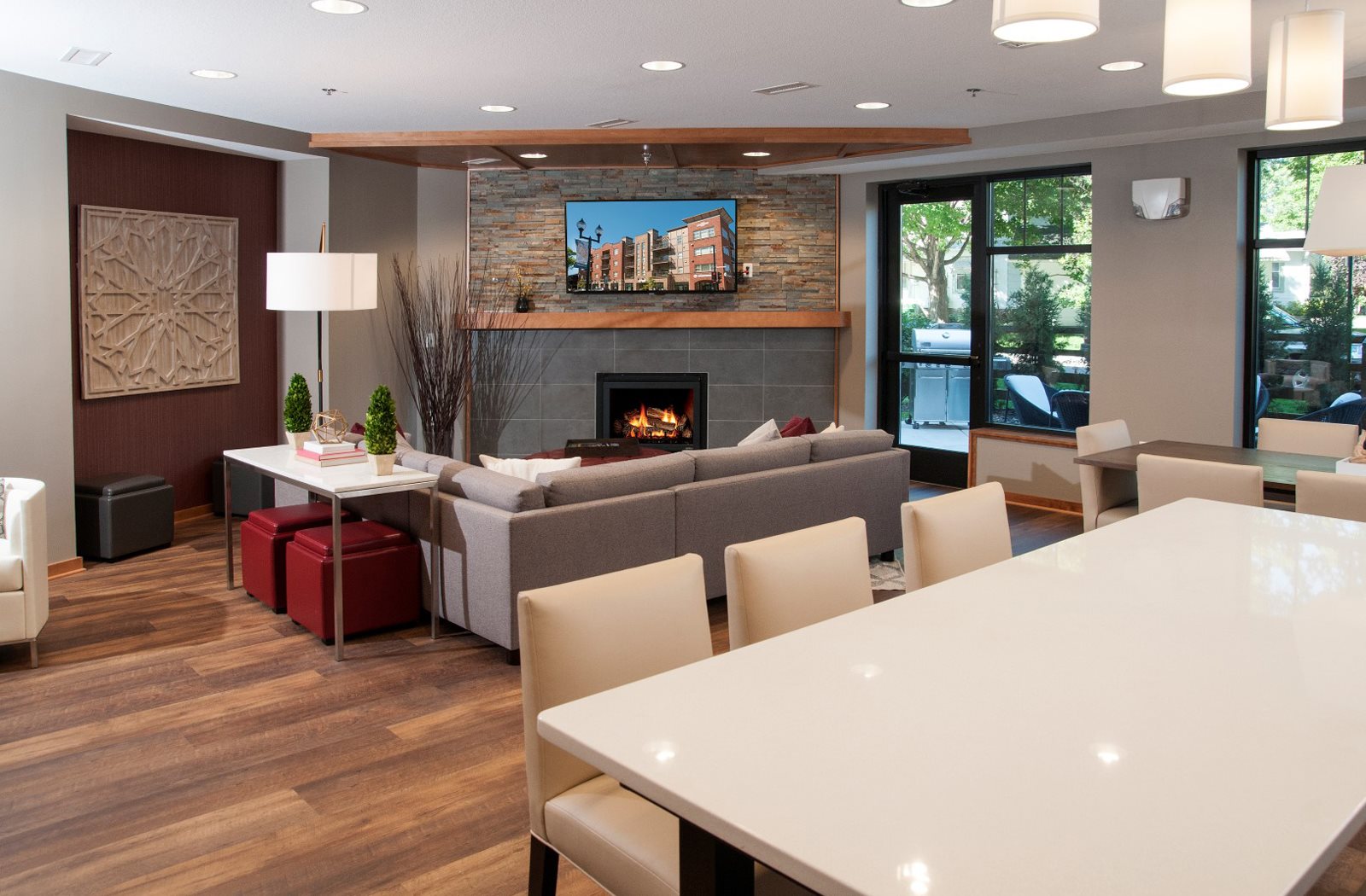 Marketplace and Main Apartments Apartments in Hopkins, MN