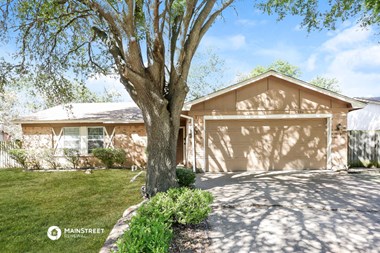 5906 Willow View Dr 3 Beds House for Rent - Photo Gallery 2