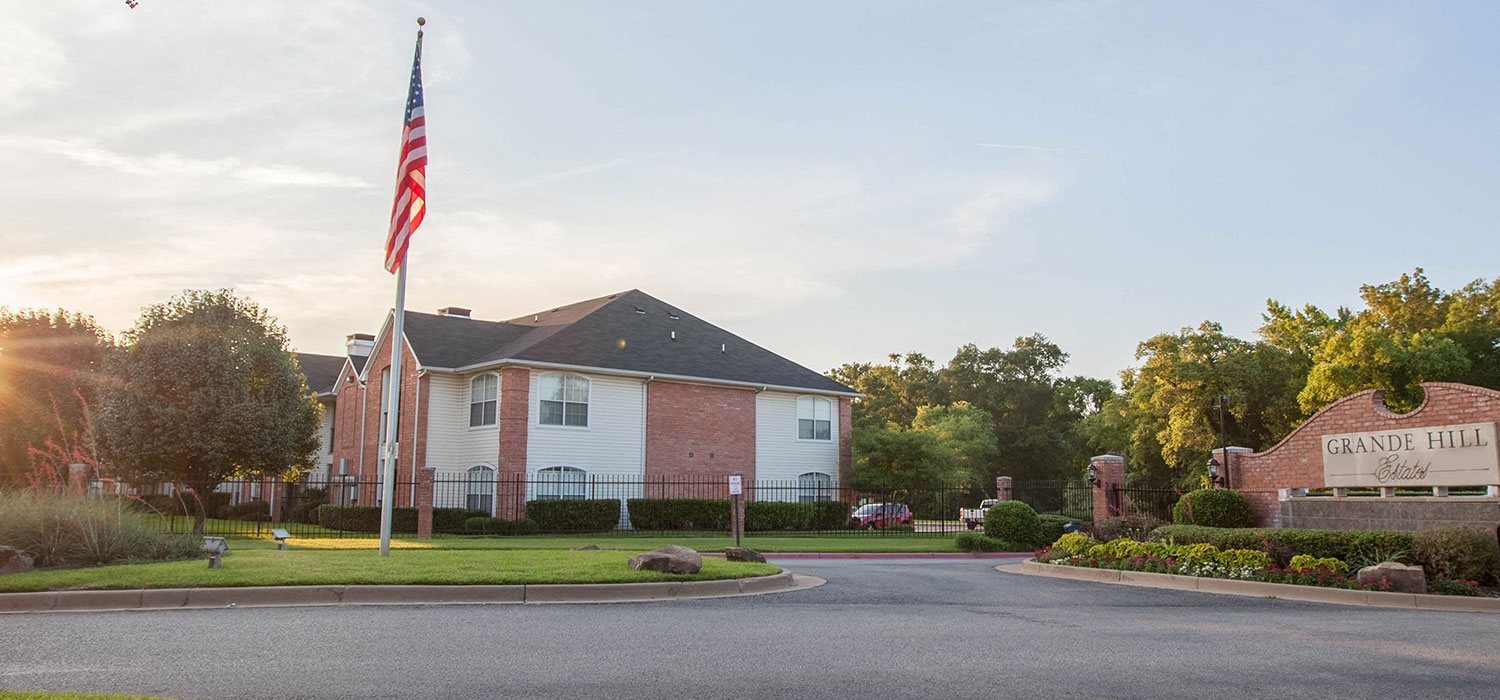 Grande Hill Estates Apartments in Tyler, TX
