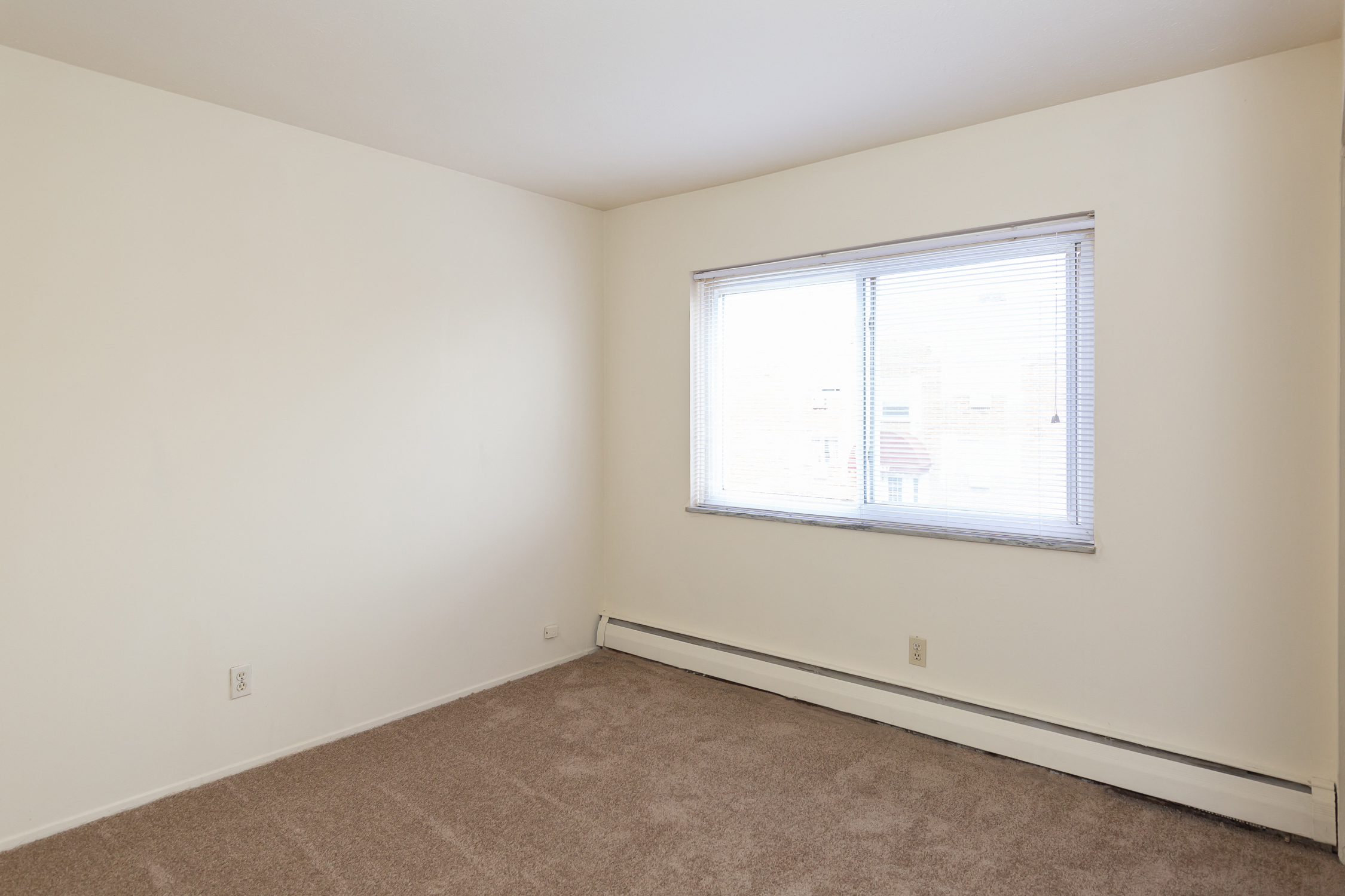 Colonial Club Apartments Interior
