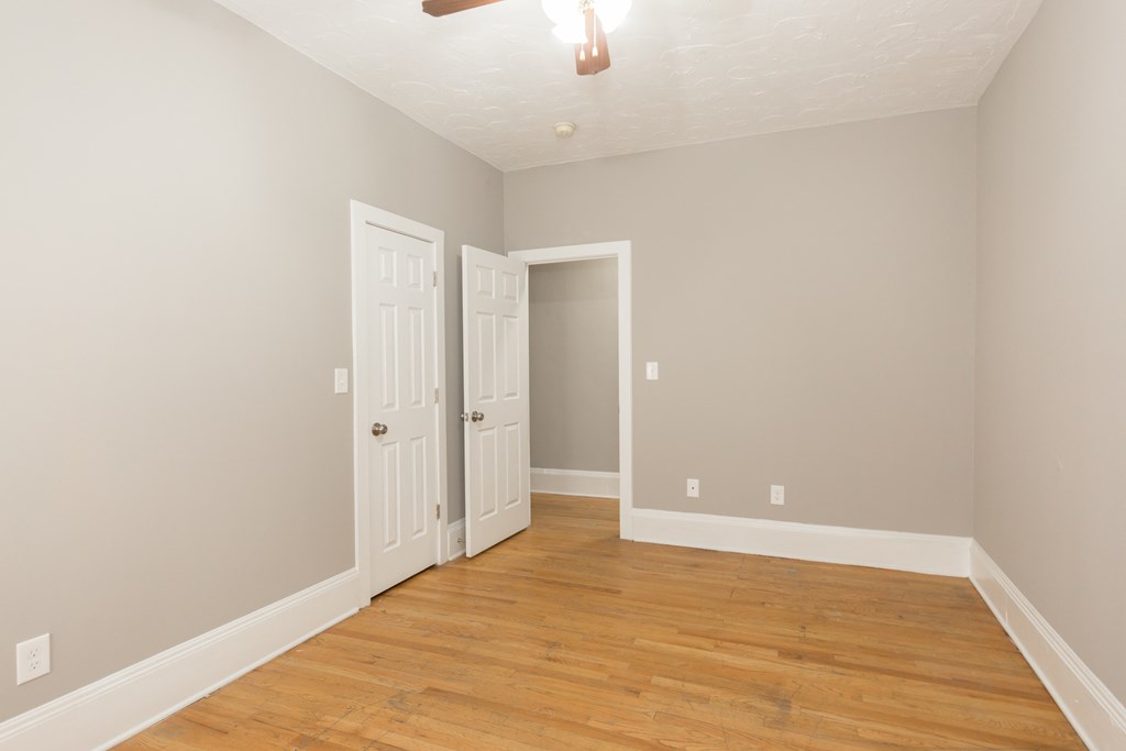 St. Regis 3 Bedroom Apartments