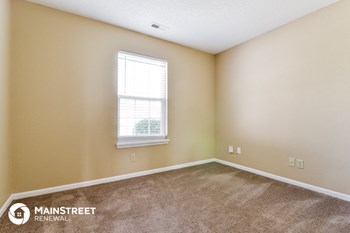 2736 Woodfield Blvd 3 Beds House for Rent - Photo Gallery 10